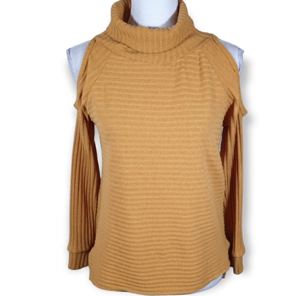 VIVACE MUSTARD YELLOW TURTLENECK COLD SHOULDER SWEATER SZ.M EUC
